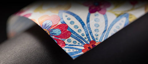 Bloemenpracht Inpakpapier – Kleurrijk en Bloemig