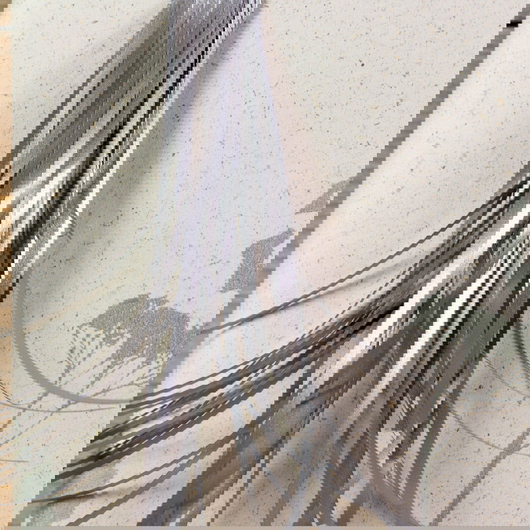 Graspapier met metallic Bloemen - Kadopapier.net